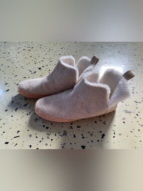 Toms Women's Cream Cozy Lined Slipper Booties